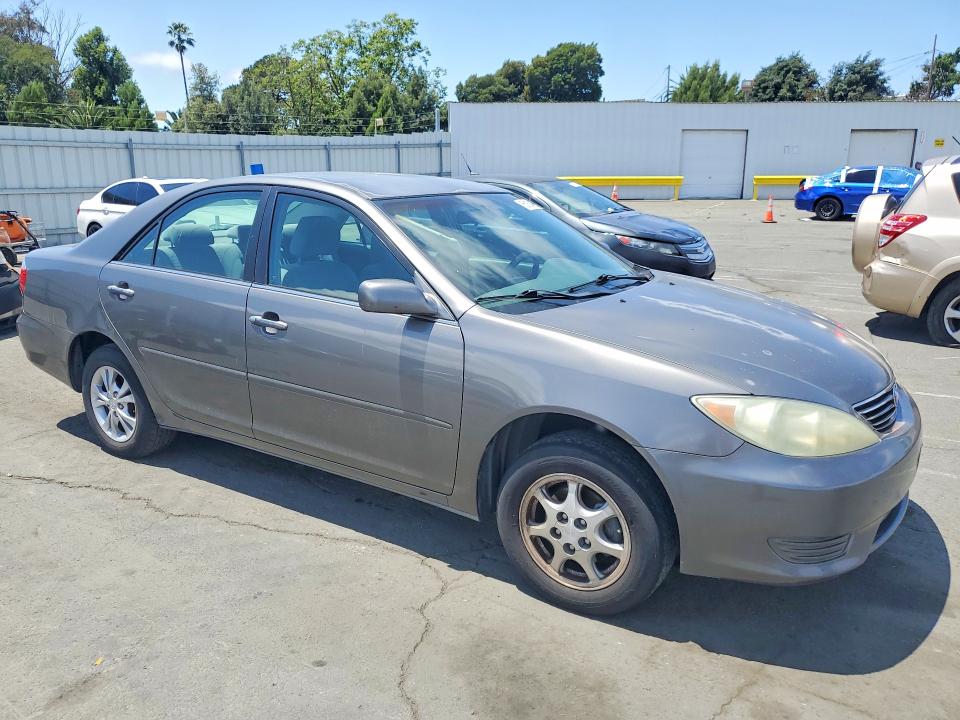 55163406 :رقم المزاد ، 4T1BF30KX6U621849 vin ، 2006 Toyota Camry مزاد بيع