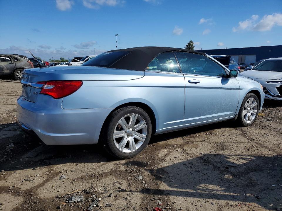 Продаж на аукціоні авто 2013 Chrysler 200, vin: 1C3BCBEG3DN738602, номер лоту: 53342186