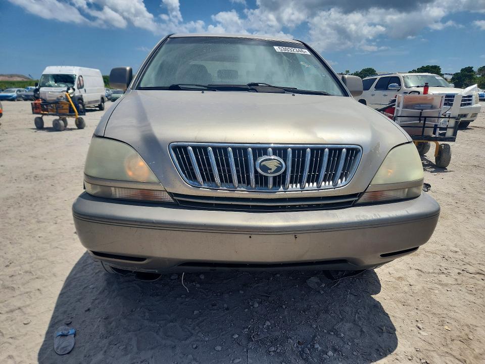 53032346 :رقم المزاد ، JTJHF10U720267355 vin ، 2002 Lexus Rx مزاد بيع