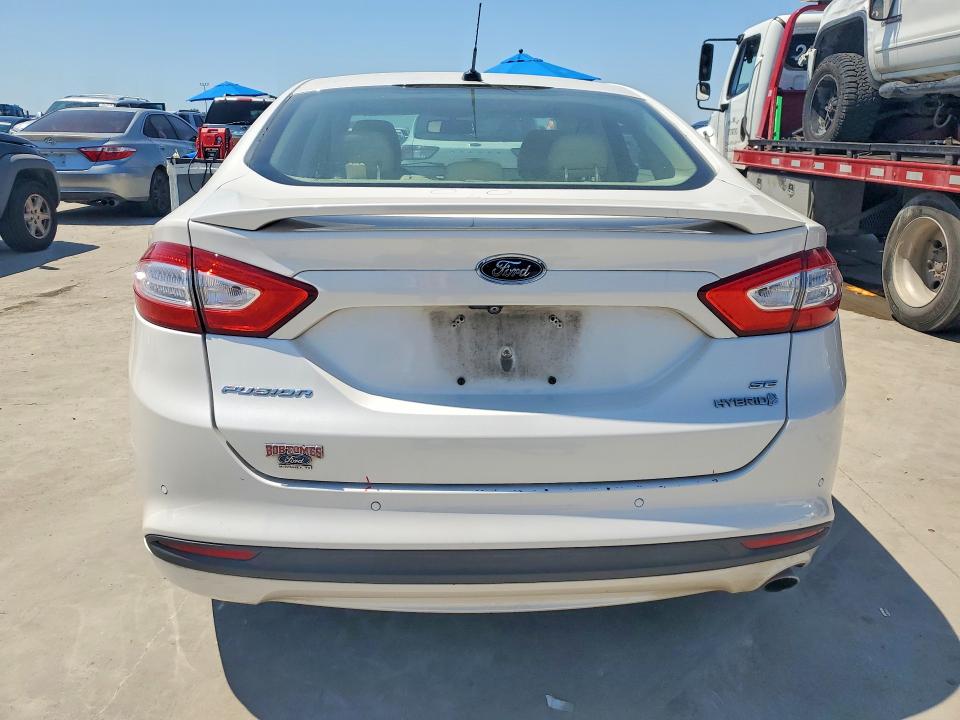 53265526 :رقم المزاد ، 3FA6P0LU3FR279169 vin ، 2015 Ford Fusion مزاد بيع