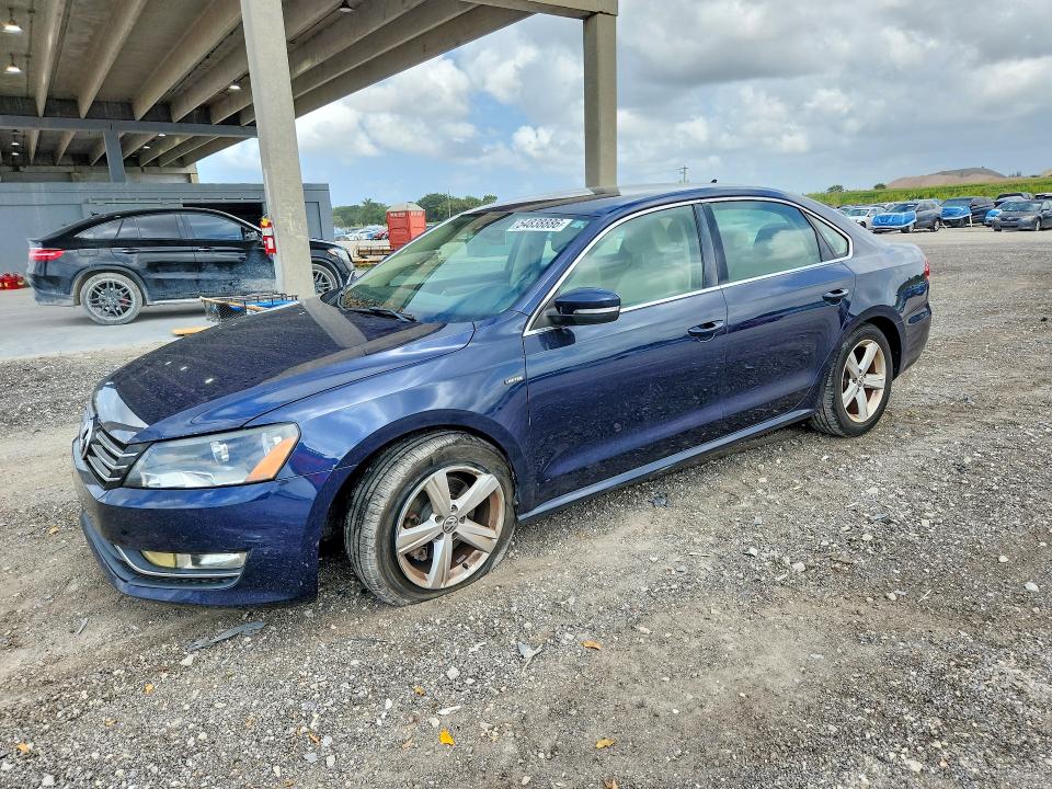 54838886 :رقم المزاد ، 1VWAS7A30FC107618 vin ، 2015 Volkswagen Passat مزاد بيع