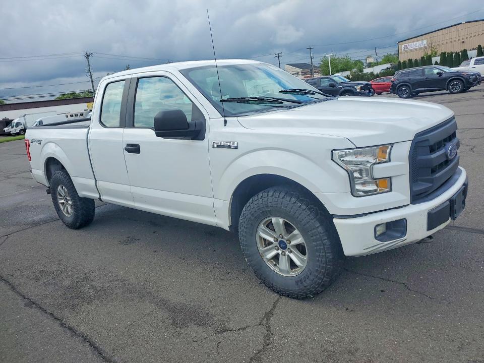 53763466 :رقم المزاد ، 1FTFX1EF0GFD01352 vin ، 2016 Ford F150 مزاد بيع
