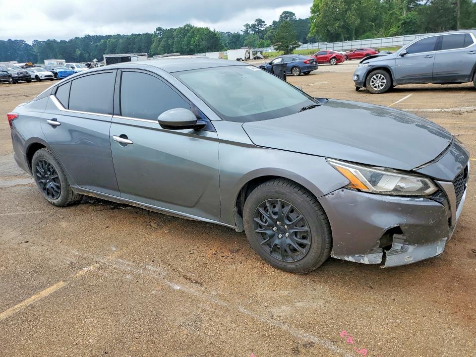 Auction sale of the 2019 Nissan Altima, vin: 1N4BL4BV1KC240861, lot number: 54404846