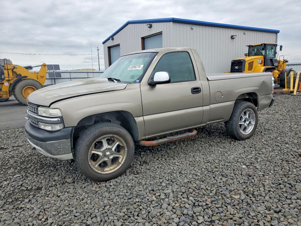 Auction sale of the 2000 Chevrolet Silverado, vin: 1GCEK14T1YZ117863, lot number: 55096226
