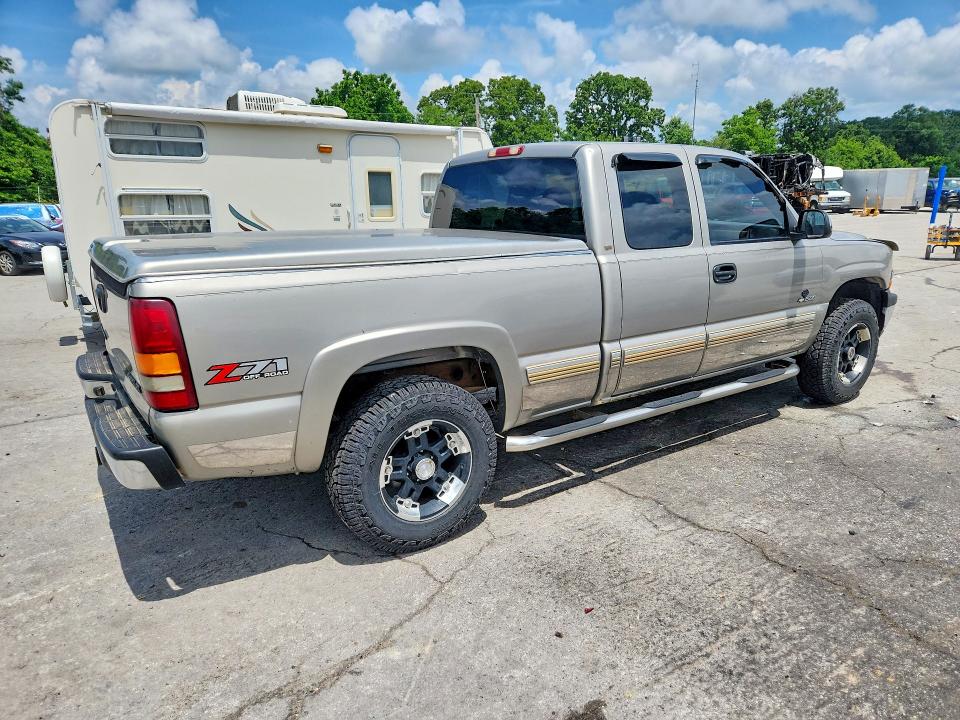 Продаж на аукціоні авто 2002 Chevrolet Silverado, vin: 2GCEK19TX21352240, номер лоту: 55183146