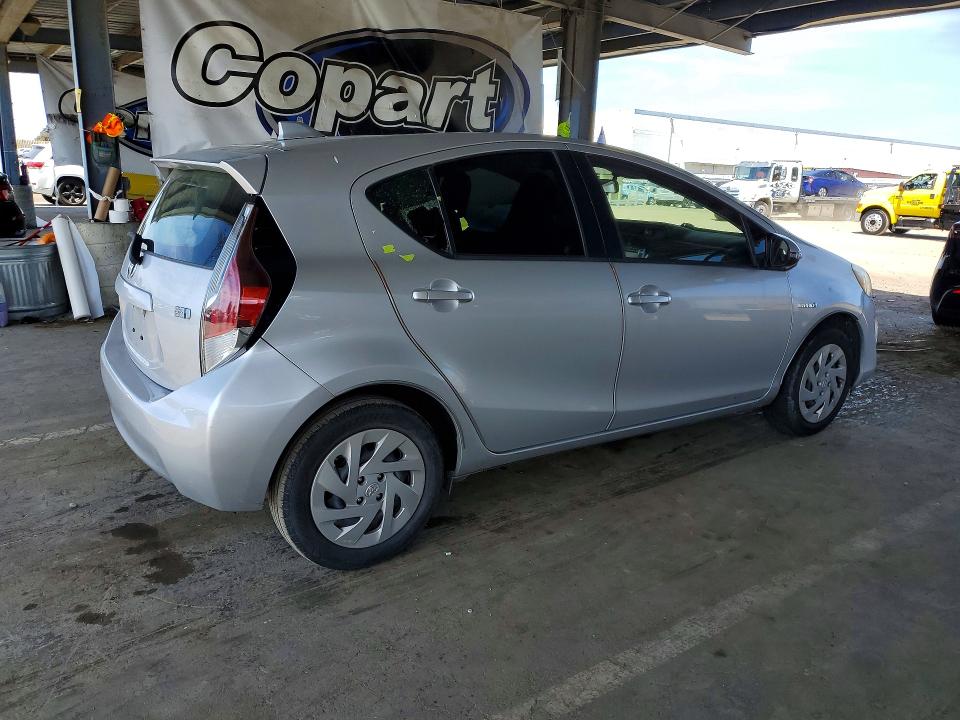 Продажа на аукционе авто 2016 Toyota Prius C, vin: JTDKDTB35G1116787, номер лота: 53261816
