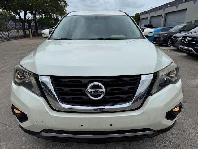 Продажа на аукционе авто 2017 Nissan Pathfinder, vin: 5N1DR2MM1HC627750, номер лота: 55023996