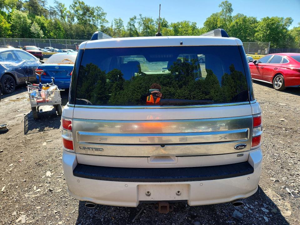52832936 :رقم المزاد ، 2FMHK6D89FBA16362 vin ، 2015 Ford Flex مزاد بيع