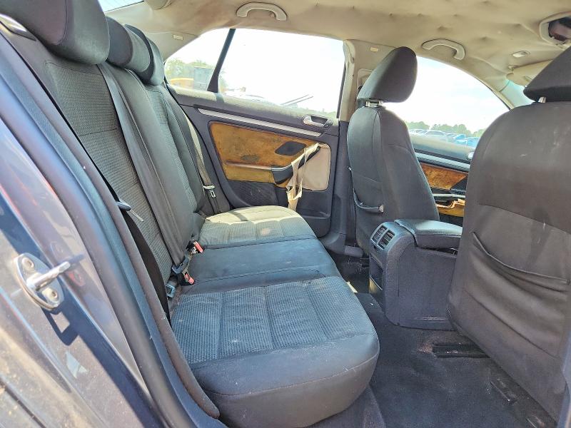 53388456 :رقم المزاد ، 3VWJX7AJ9AM102537 vin ، 2010 Volkswagen Jetta مزاد بيع