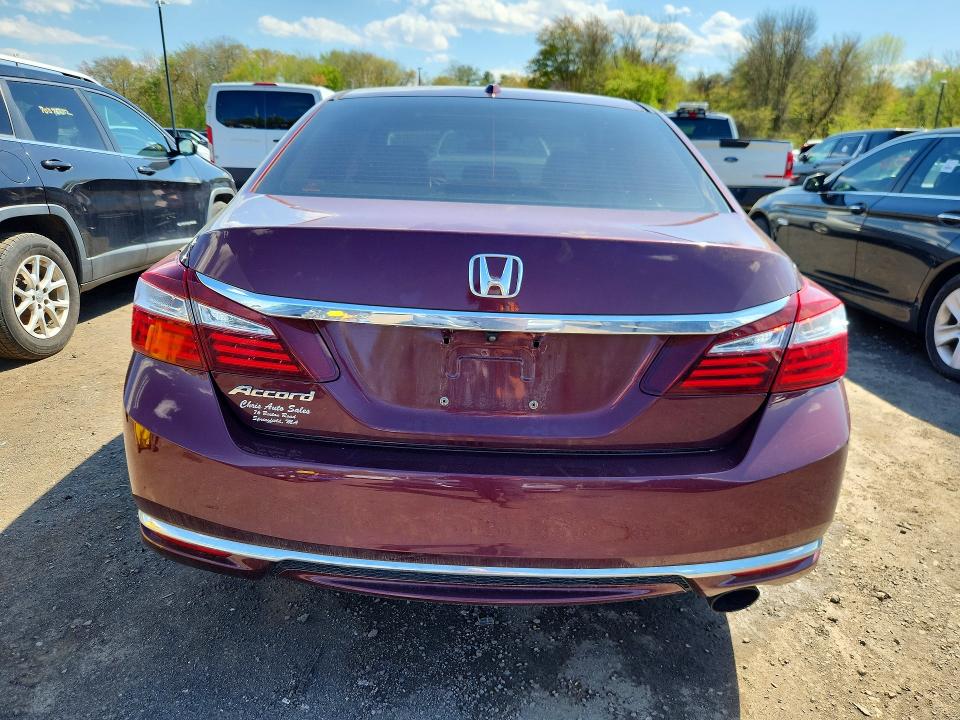 2017 Honda Accord მანქანა იყიდება აუქციონზე, vin: 1HGCR2F75HA044635, აუქციონის ნომერი: 51949046