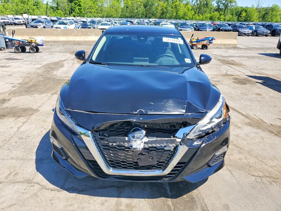 54138496 :رقم المزاد ، 1N4BL4DW7NN365698 vin ، 2022 Nissan Altima مزاد بيع
