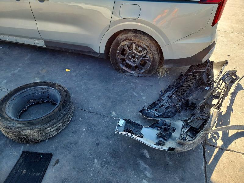 Продажа на аукционе авто 2025 Kia Carnival, vin: KNDNC5KA3S6047409, номер лота: 53370286