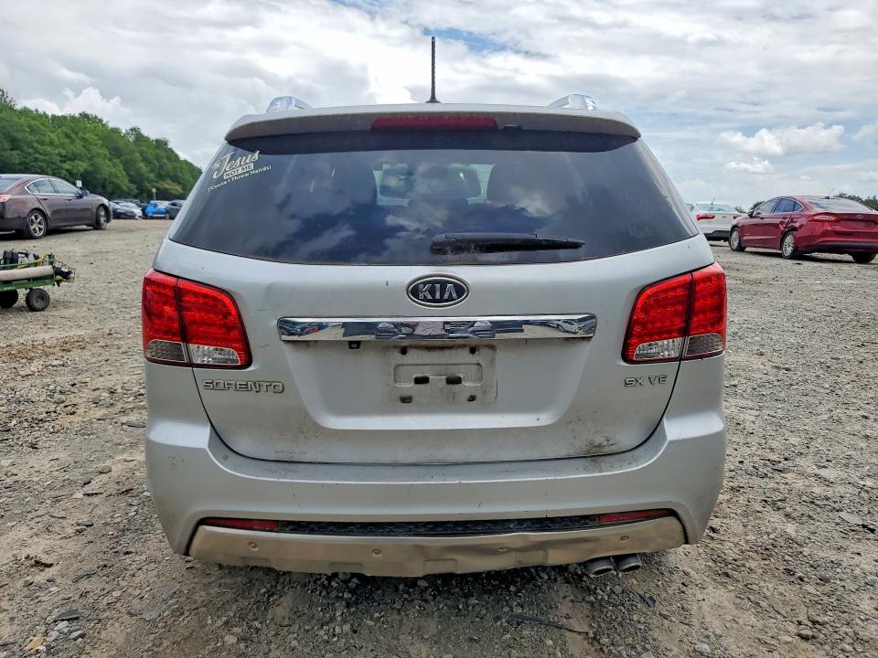 55036036 :رقم المزاد ، 5XYKW4A28BG147579 vin ، 2011 Kia Sorento مزاد بيع
