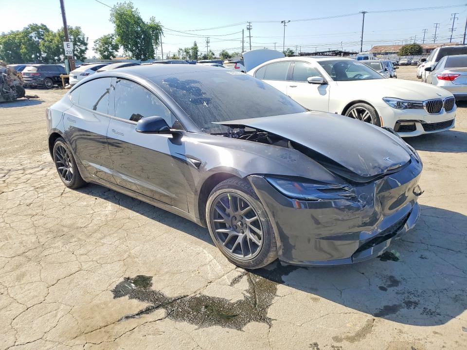 54692166 :رقم المزاد ، 5YJ3E1EA6SF043350 vin ، 2025 Tesla Model 3 مزاد بيع