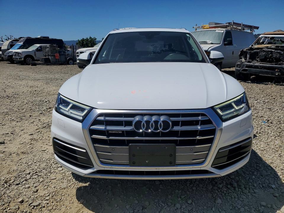 2018 Audi Q5 მანქანა იყიდება აუქციონზე, vin: WA1BNAFY4J2205432, აუქციონის ნომერი: 54169956