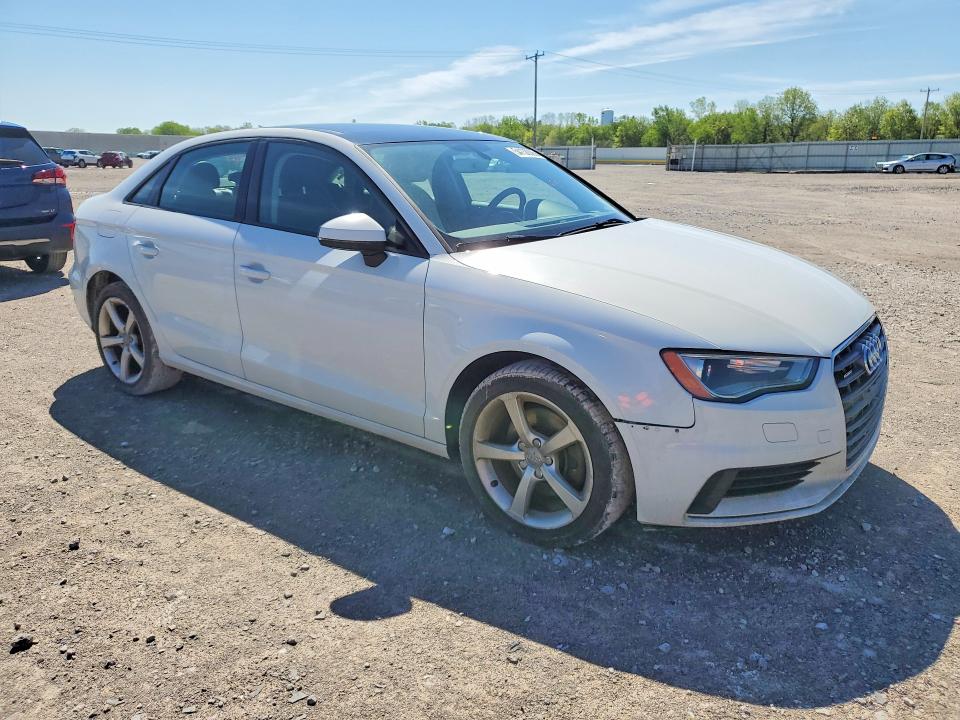 54138096 :رقم المزاد ، WAUBFGFF8F1045957 vin ، 2015 Audi A3 مزاد بيع
