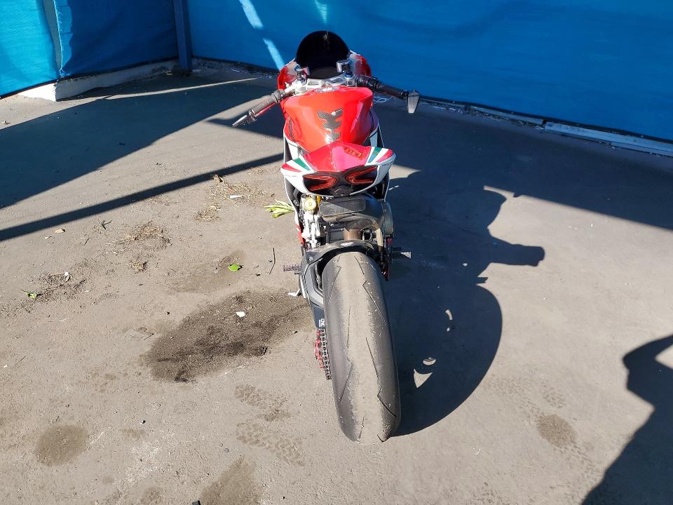 54277986 :رقم المزاد ، ZDM14BPW5CB001463 vin ، 2012 Ducati Superbike مزاد بيع
