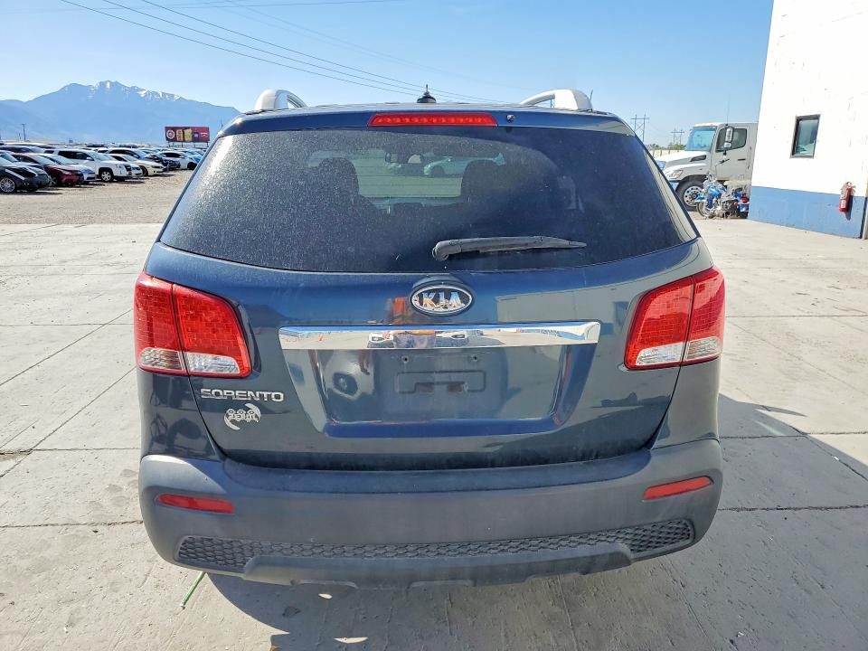 Продаж на аукціоні авто 2011 Kia Sorento, vin: 5XYKT4A2XBG099933, номер лоту: 53084036