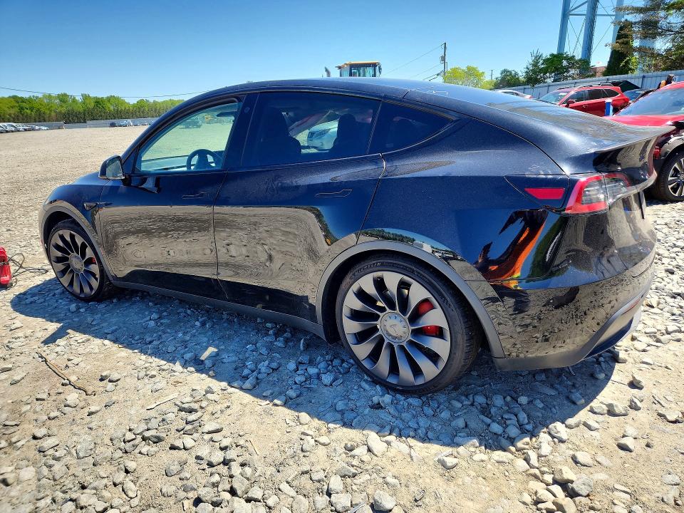 53346976 :رقم المزاد ، 7SAYGDEF3NF375136 vin ، 2022 Tesla Model Y مزاد بيع