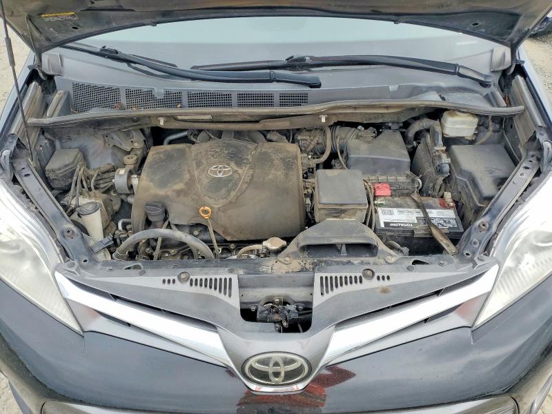 52378956 :رقم المزاد ، 5TDYZ3DC9KS999670 vin ، 2019 Toyota Sienna مزاد بيع
