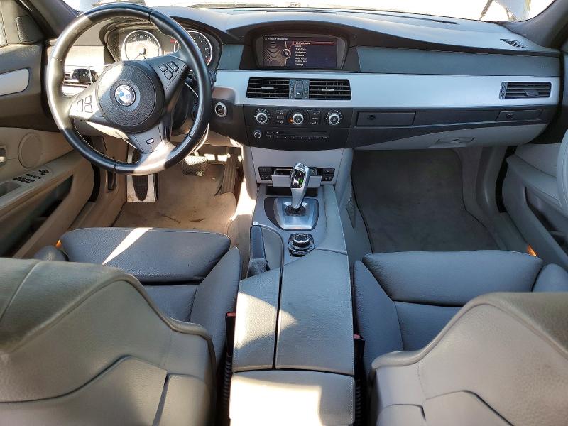 52455946 :رقم المزاد ، WBANU5C53AC365896 vin ، 2010 Bmw 528 مزاد بيع