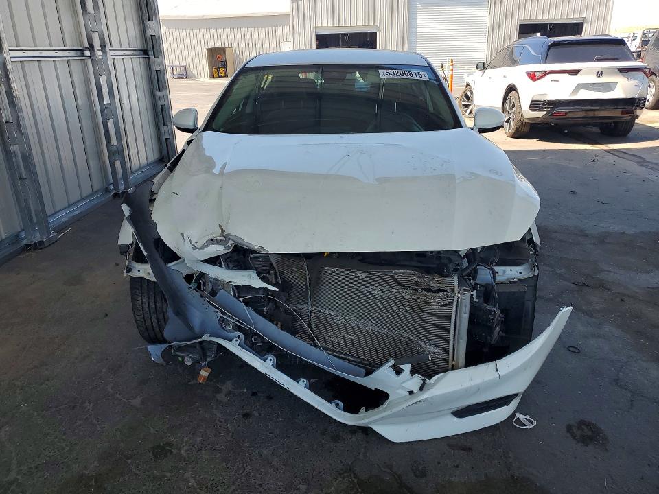 53206816 :رقم المزاد ، 1N4BL4BV4MN417037 vin ، 2021 Nissan Altima مزاد بيع