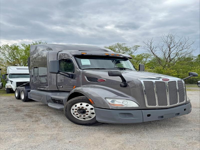51503876 :رقم المزاد ، 1XPBDP9X9KD622807 vin ، 2019 Peterbilt 579 مزاد بيع