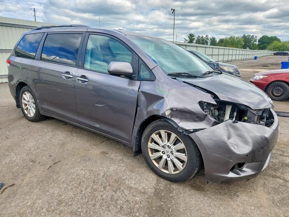 Продажа на аукционе авто 2011 Toyota Sienna, vin: 5TDDK3DC8BS023415, номер лота: 53773036