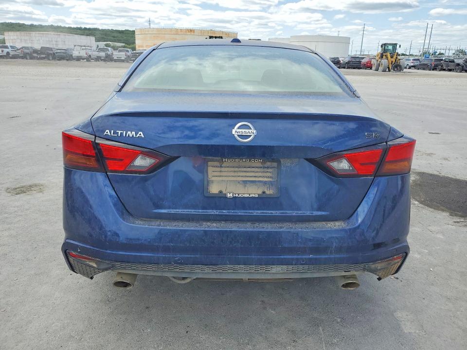 2020 Nissan Altima მანქანა იყიდება აუქციონზე, vin: 1N4BL4CV8LC233566, აუქციონის ნომერი: 52618386