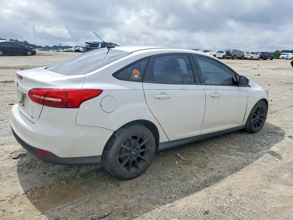 55228376 :رقم المزاد ، 1FADP3F28HL256247 vin ، 2017 Ford Focus مزاد بيع