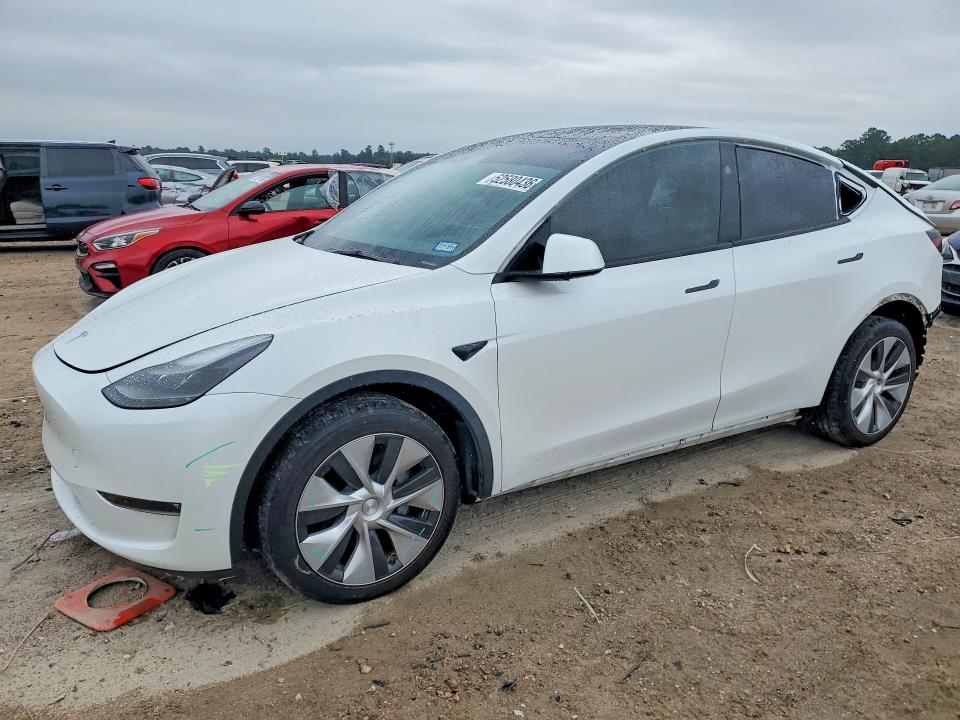 Auction sale of the 2023 Tesla Model Y, vin: 7SAYGDEE3PF814474, lot number: 52580436