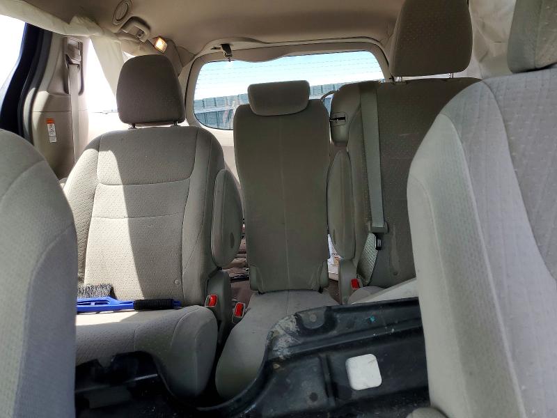 Продажа на аукционе авто 2015 Toyota Sienna, vin: 5TDKK3DC9FS570948, номер лота: 55094906