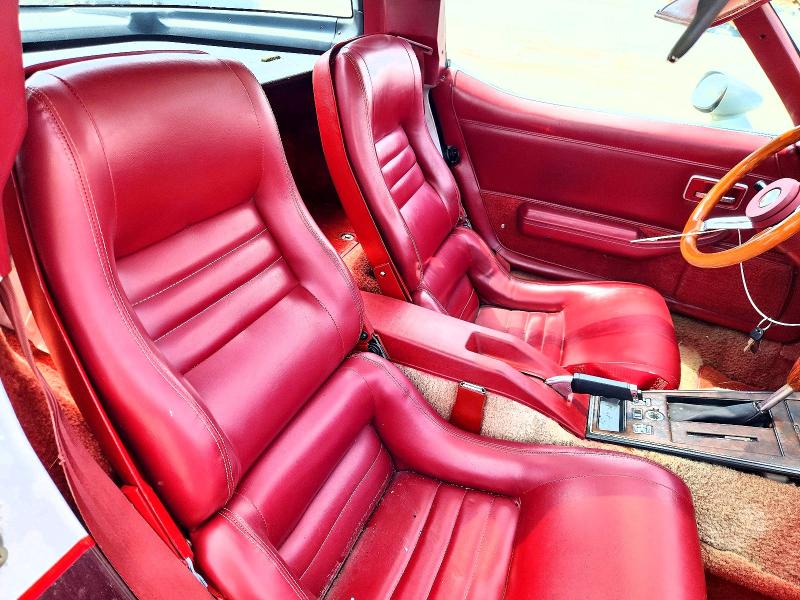 52528366 :رقم المزاد ، 1G1AY8785C100392 vin ، 1982 Chev Corvette مزاد بيع