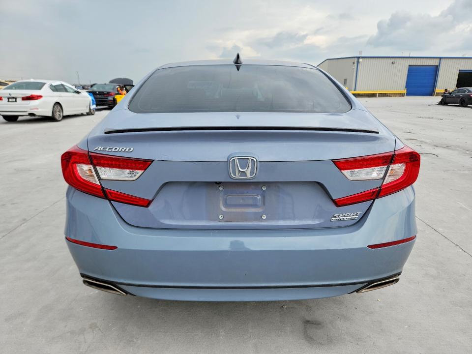54603876 :رقم المزاد ، 1HGCV1F45NA062172 vin ، 2022 Honda Accord مزاد بيع
