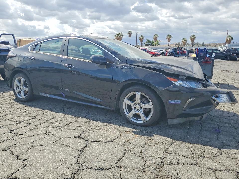 55066336 :رقم المزاد ، 1G1RC6S55JU152174 vin ، 2018 Chevrolet Volt مزاد بيع
