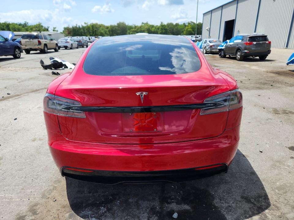 51589096 :رقم المزاد ، 5YJSA1E56MF436665 vin ، 2021 Tesla Model S مزاد بيع