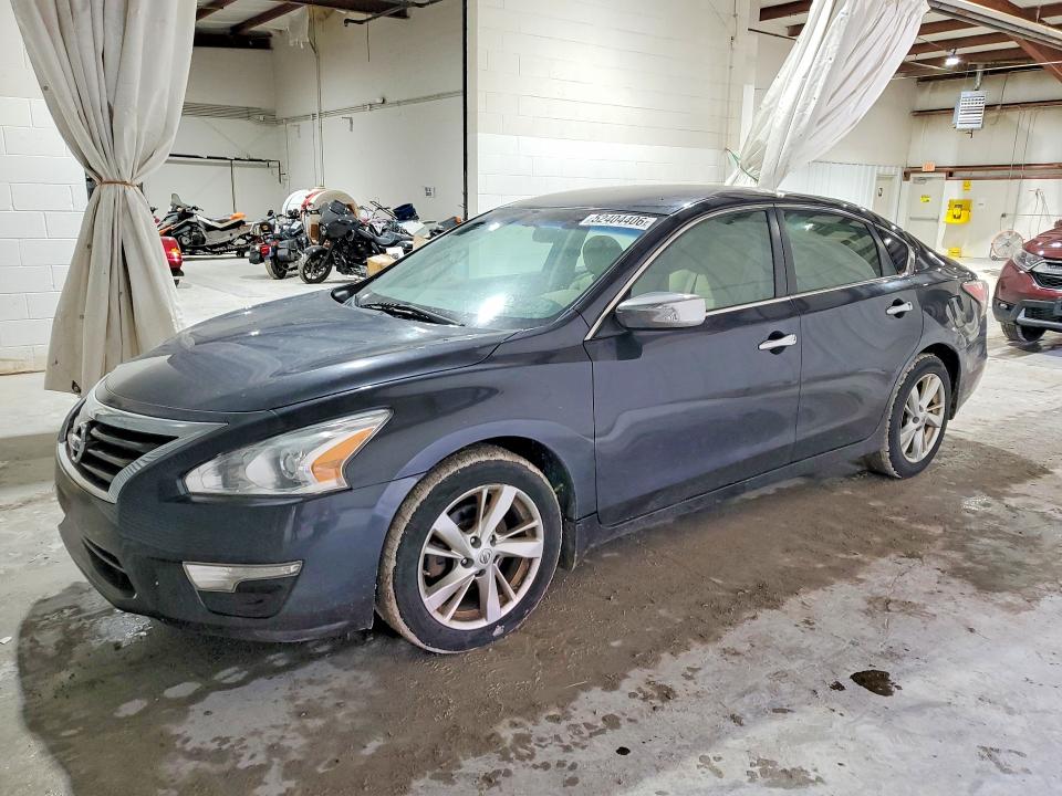 52404406 :رقم المزاد ، 1N4AL3AP9EC186884 vin ، 2014 Nissan Altima مزاد بيع