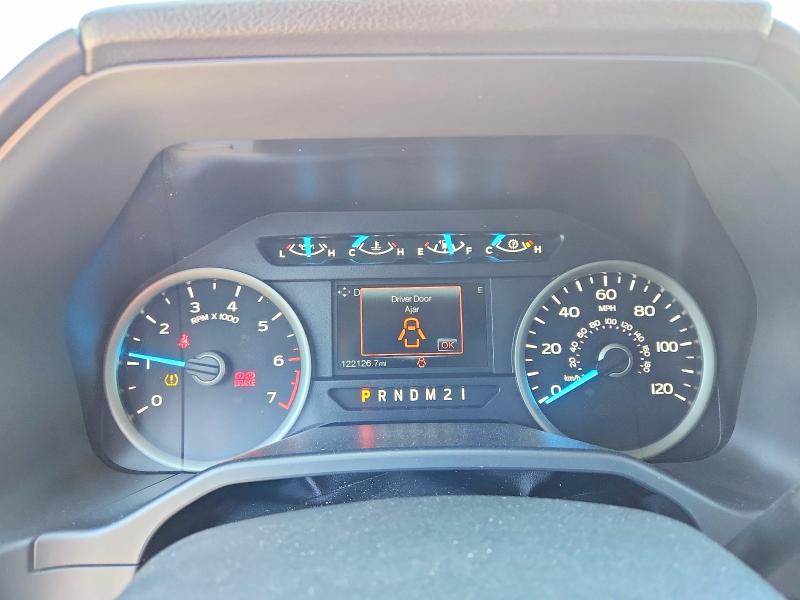 54111926 :رقم المزاد ، 1FTEW1CPXFKD60411 vin ، 2015 Ford F150 مزاد بيع