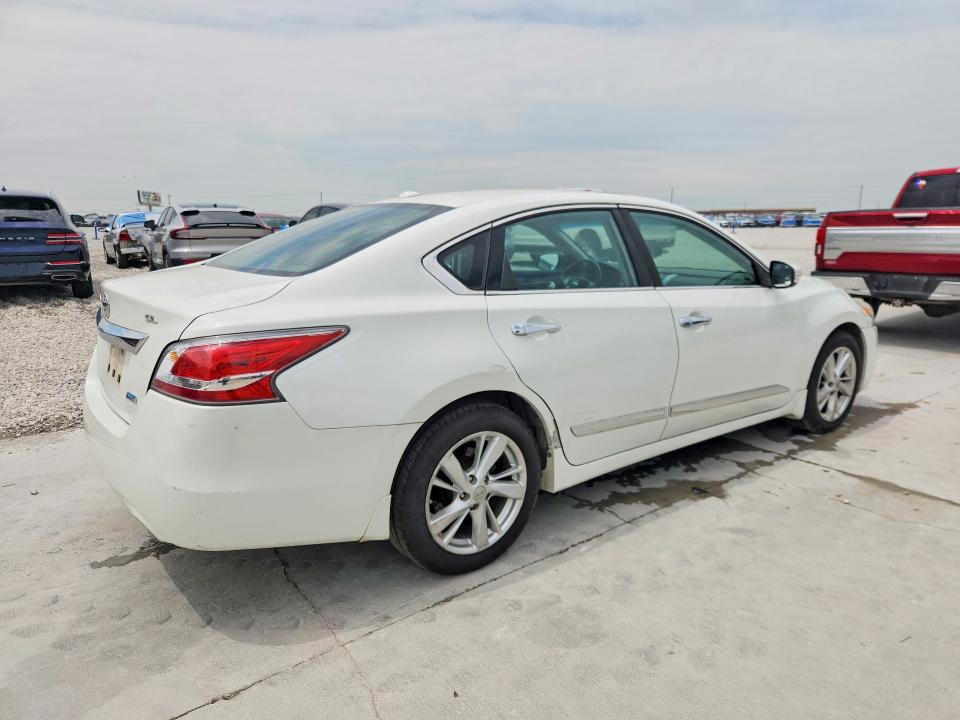 Продаж на аукціоні авто 2015 Nissan Altima, vin: 1N4AL3APXFN402134, номер лоту: 54536516