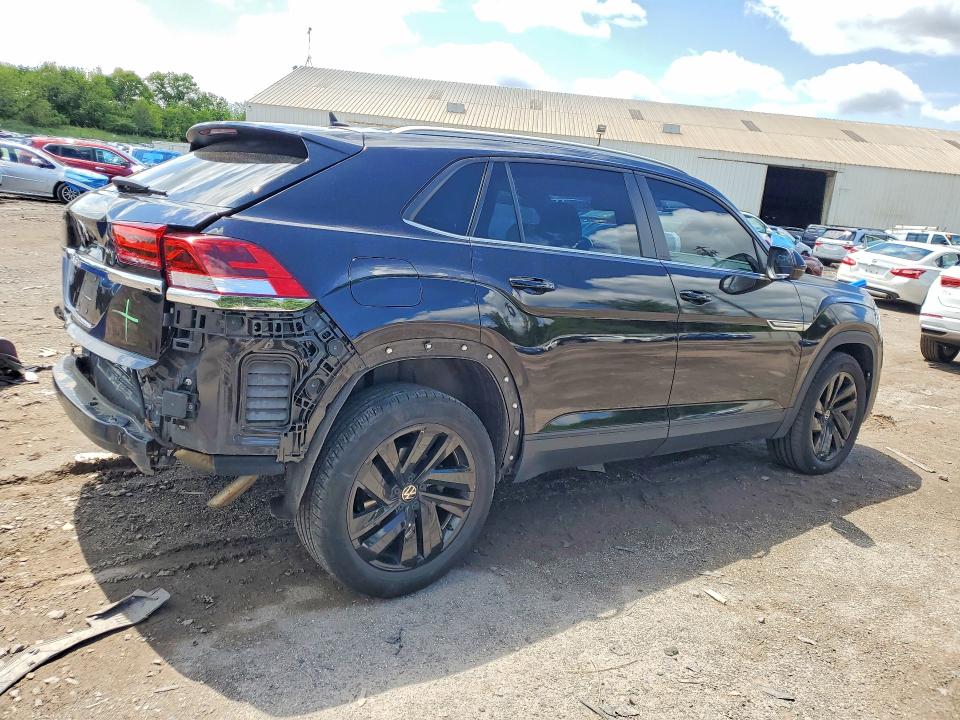 2021 Volkswagen Atlas Cross Sport მანქანა იყიდება აუქციონზე, vin: 1V2WC2CA0MC239942, აუქციონის ნომერი: 53283336