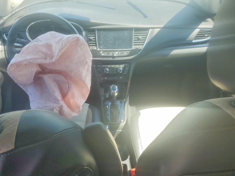 52517526 :رقم المزاد ، KL4CJASB5JB571594 vin ، 2018 Buick Encore مزاد بيع