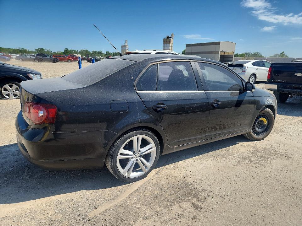 Aukcja sprzedaży 2010 Volkswagen Jetta, vin: 3VWAX7AJ1AM157127, numer aukcji: 50482556