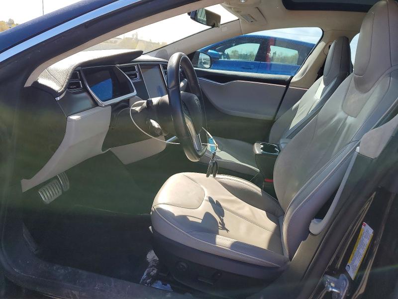 53274116 :رقم المزاد ، 5YJSA1CP8DFP25597 vin ، 2013 Tesla Model S مزاد بيع