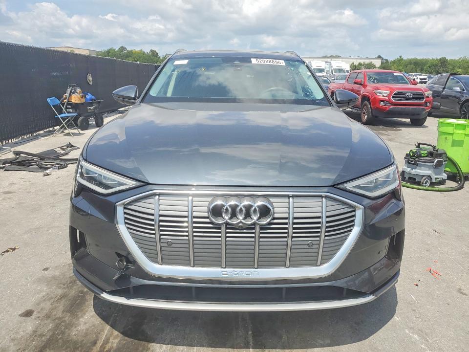 Aukcja sprzedaży 2019 Audi E-tron, vin: WA1VAAGE8KB025000, numer aukcji: 52888896