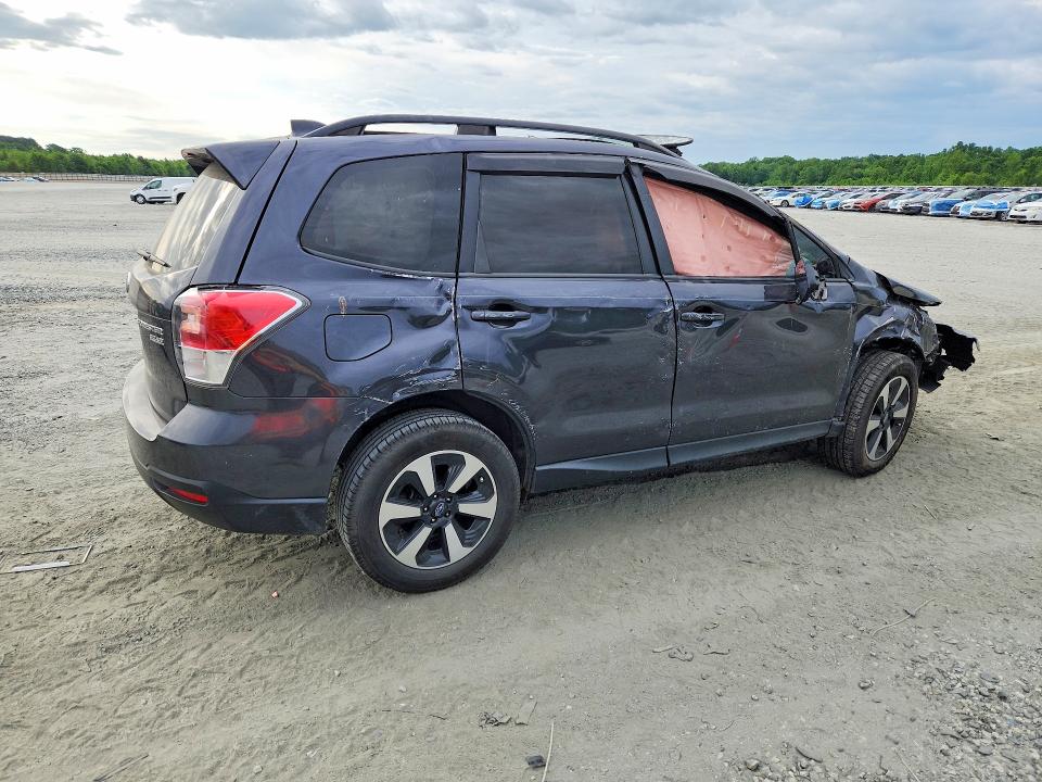 2017 Subaru Forester მანქანა იყიდება აუქციონზე, vin: JF2SJAGCXHH503447, აუქციონის ნომერი: 52605396