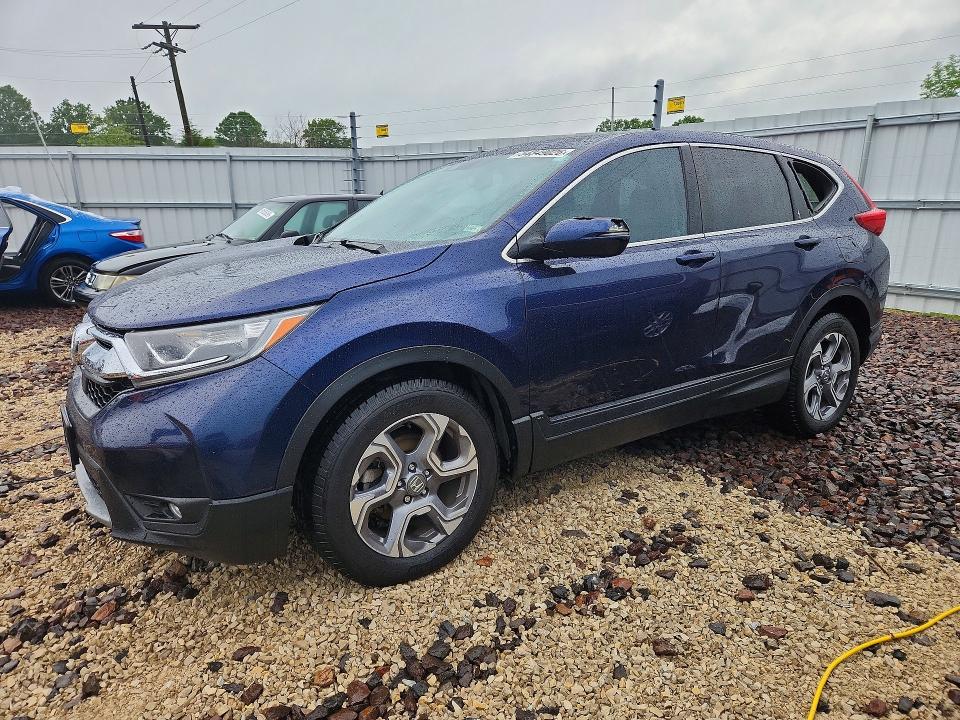 54349026 :رقم المزاد ، 7FARW1H85JE015445 vin ، 2018 Honda Cr-v مزاد بيع