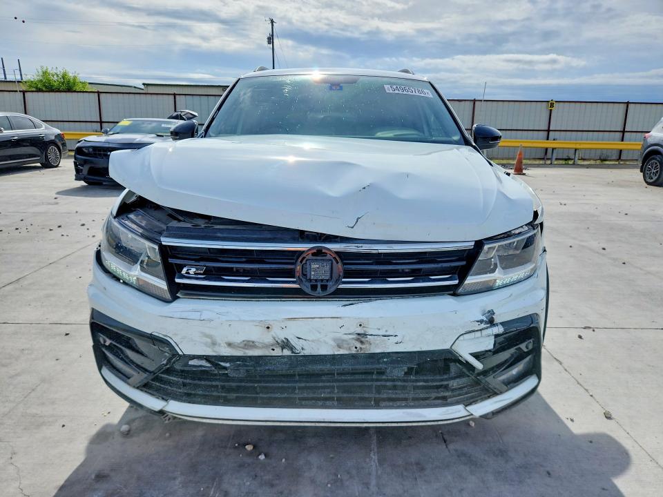 54965786 :رقم المزاد ، 3VV3B7AX5MM006344 vin ، 2021 Volkswagen Tiguan مزاد بيع