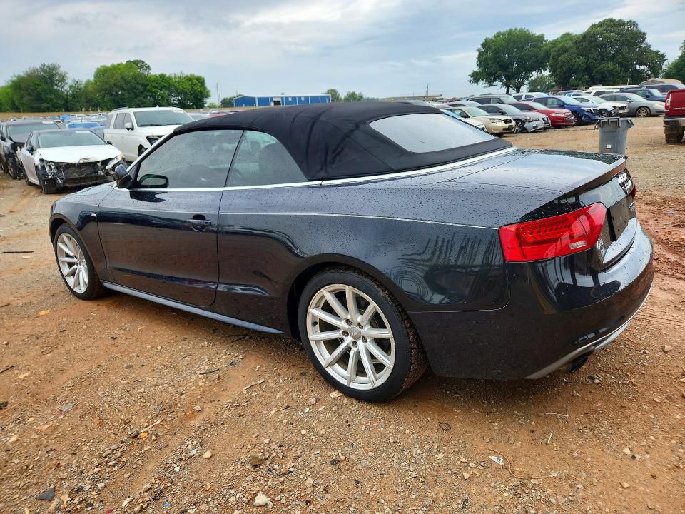 2015 Audi A5 მანქანა იყიდება აუქციონზე, vin: WAUMFAFH4FN009702, აუქციონის ნომერი: 55164186