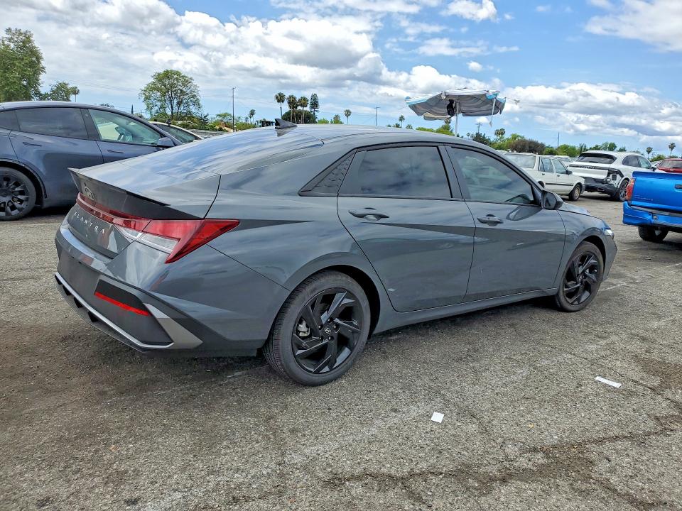 2026 Hyundai Elantra მანქანა იყიდება აუქციონზე, vin: KMHLM4DG5TU099214, აუქციონის ნომერი: 52479956