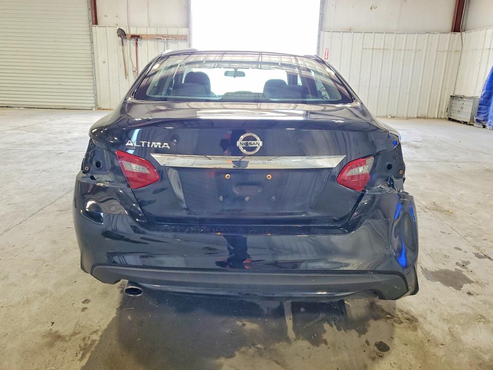 51827006 :رقم المزاد ، 1N4AL3APXJC110990 vin ، 2018 Nissan Altima مزاد بيع